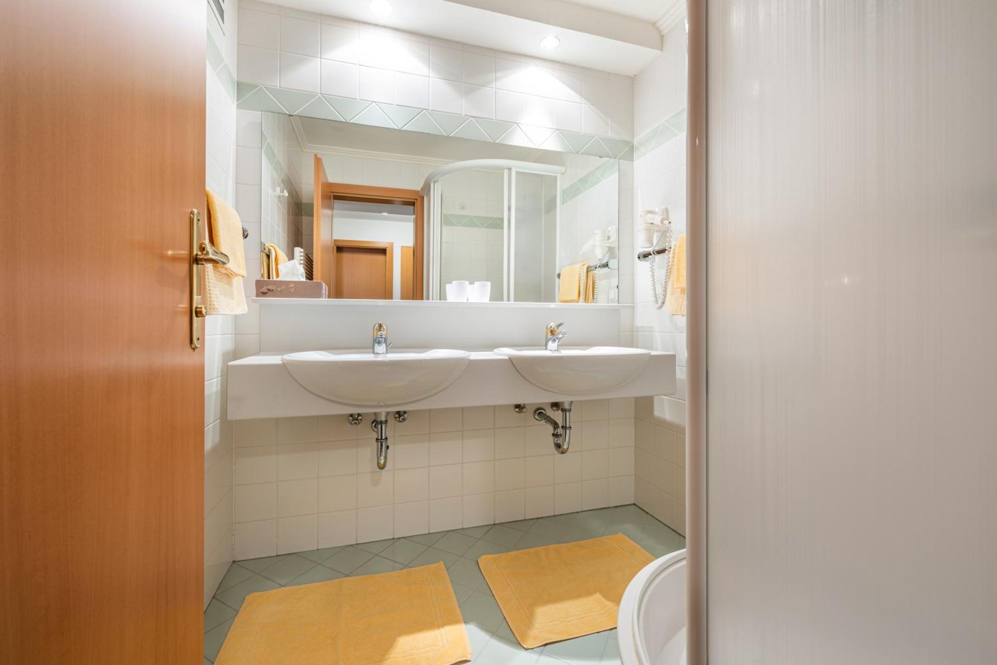 Apparthotel Zirbenhof Obertauern Oda fotoğraf